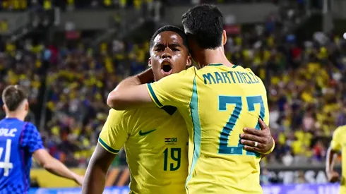 Endrick, na Seleção Brasileira (Julio Aguilar/Getty Images)