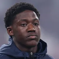 Kobbie Mainoo assina renovação até 2031