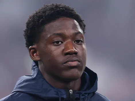 Kobbie Mainoo assina renovação até 2031