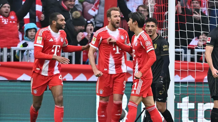Jonathan Tah, Harry Kane e Hiroki Ito (Photo by Sebastian Widmann/Getty Images)