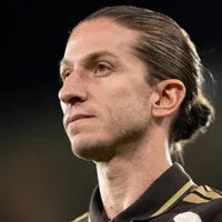 Benfica intensifica interesse em Filipe Luís