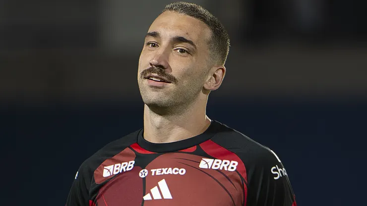 Léo Ortiz em um jogo do Flamengo. Foto: Anderson Romão/AGIF