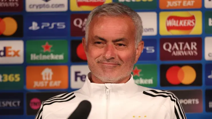 José Mourinho, técnico do Benfica (Stu Forster/Getty Images)