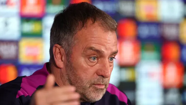 Hansi Flick, técnico do Barcelona. (Foto: Stu Forster/Getty Images)