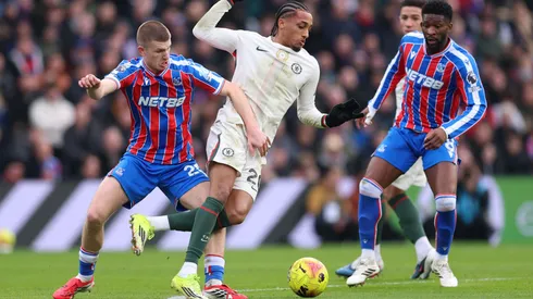 Adam Wharton em partida pelo Crystal Palace durante a temporada. Foto: Julian Finney/Getty Images
