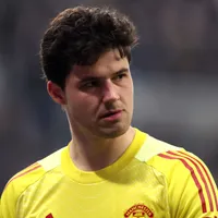 Manchester United coloca Senne Lammens à venda para a próxima janela