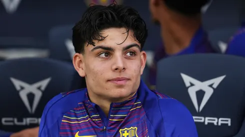 Hansi Flick confira Xavi Espart no elenco. Foto: Alex Caparros/Getty Images