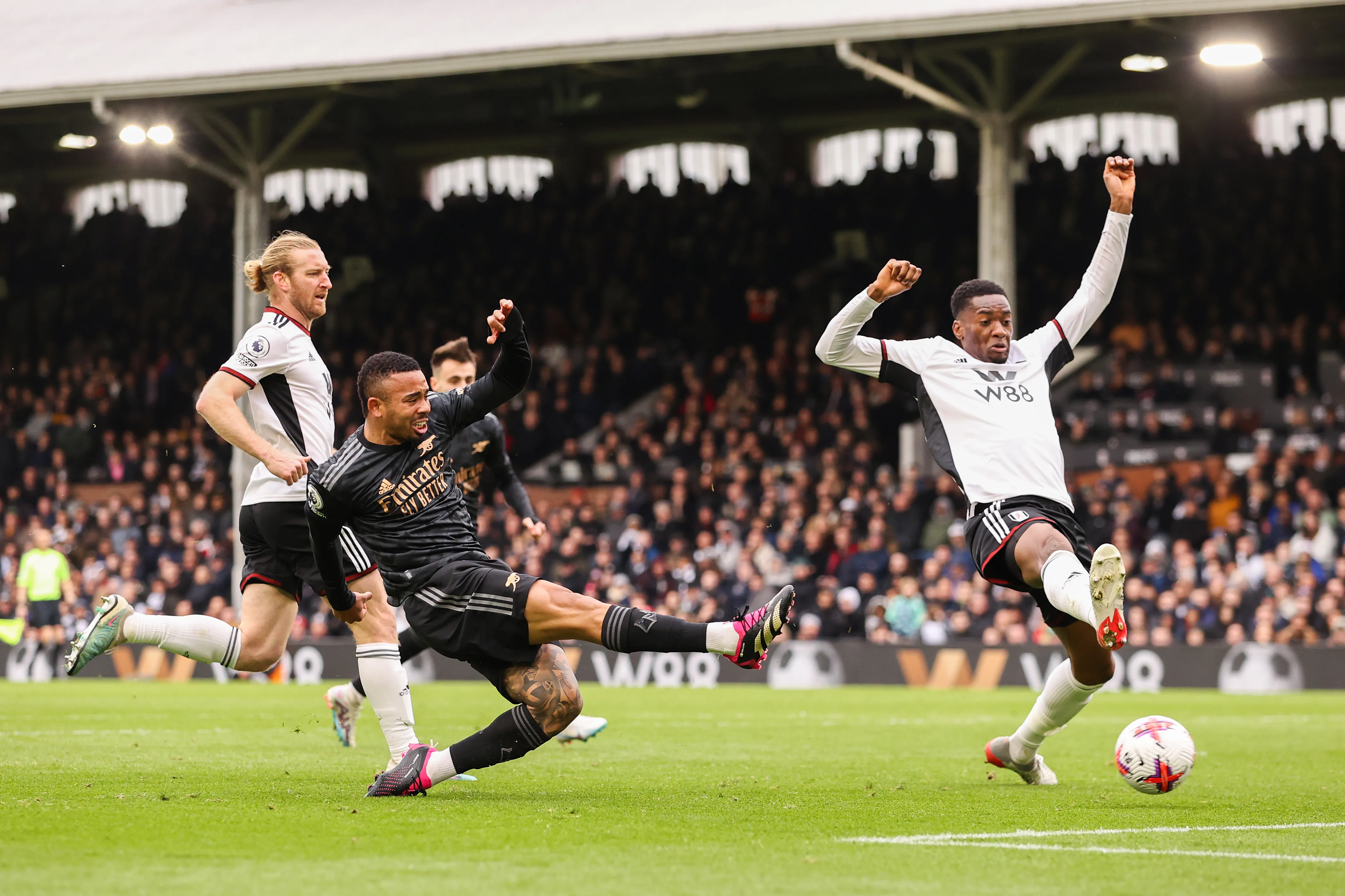 Arsenal tem jogo da vida contra o Fulham. Foto: Ryan Pierse/Getty Images