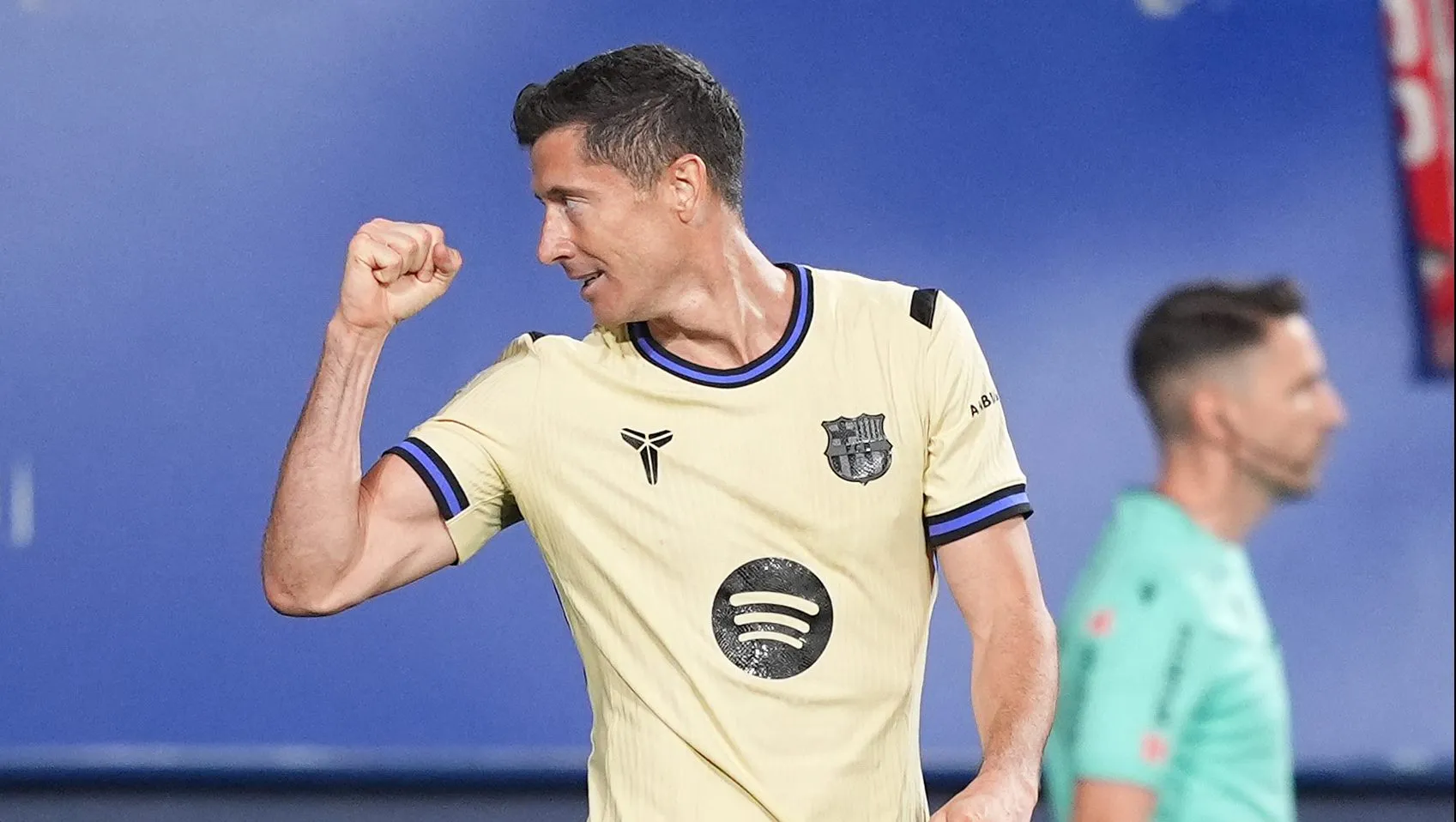 Lewandowski brilha em vitória do Barcelona. Foto: Juan Manuel Serrano Arce/Getty Images
