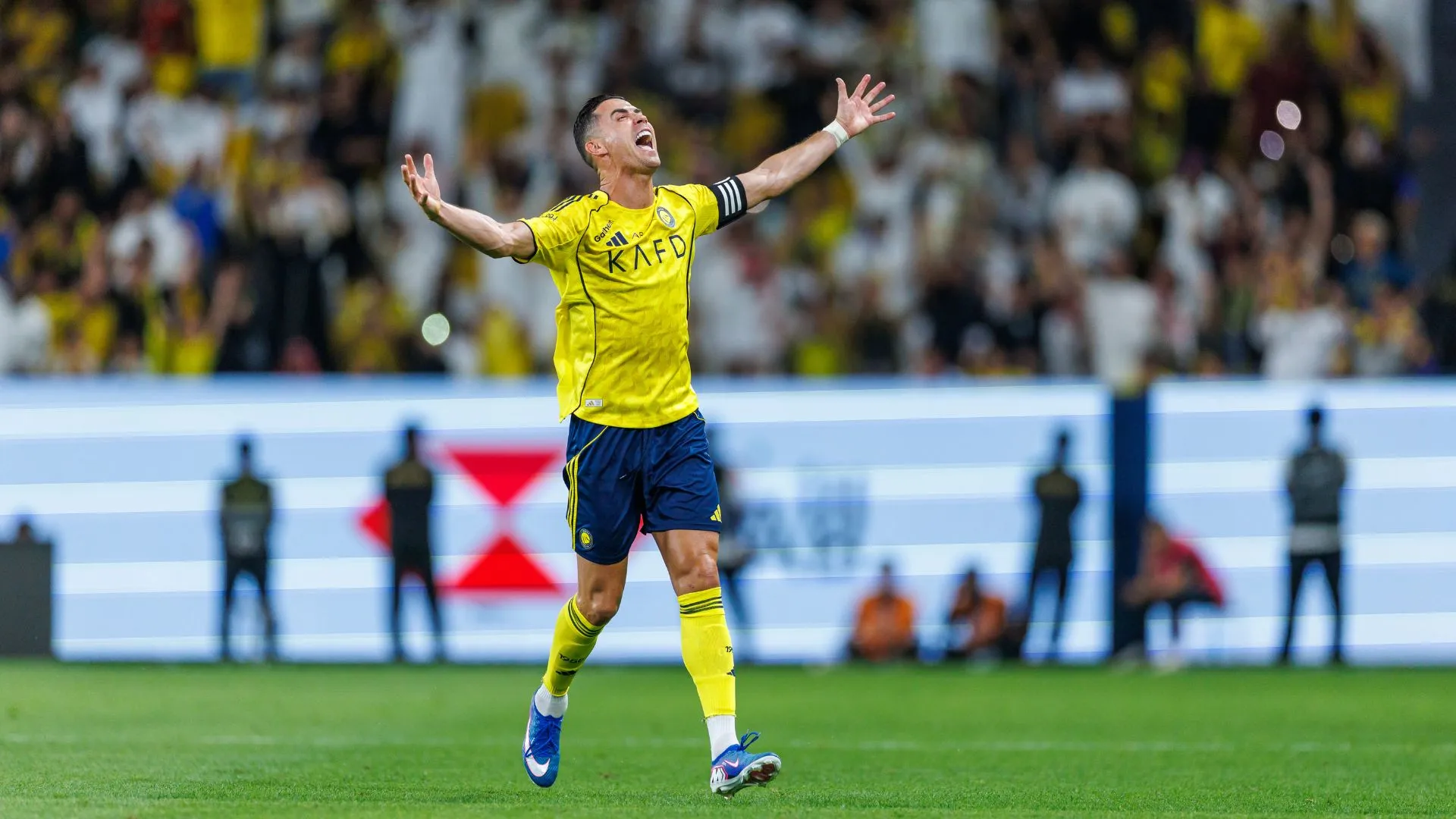 Cristiano Ronaldo comemorando pelo Al-Nassr (foto: Abdullah Ahmed/Getty Images)