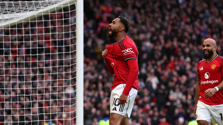 Matheus Cunha marca no United. (Foto: Lewis Storey/Getty Images)