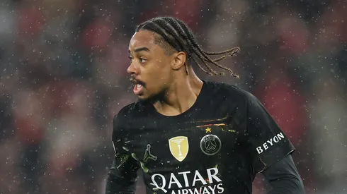 Barcola em ação durante jogo do PSG. (Photo by Michael Steele/Getty Images)