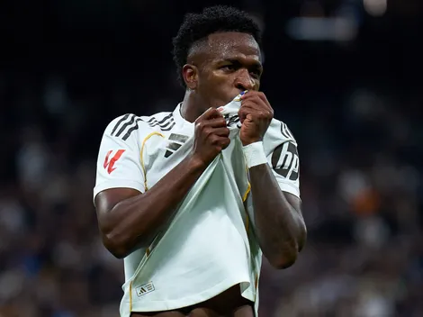 Vini Jr. evita aplausos do Real ao Barcelona por título da La Liga