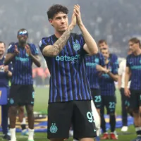 Bastoni espera oferta do Barcelona para pedir saída da Inter