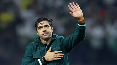 Técnico Abel Ferreira em jogo do Palmeiras (Foto: Alexandre Schneider/Getty Images)