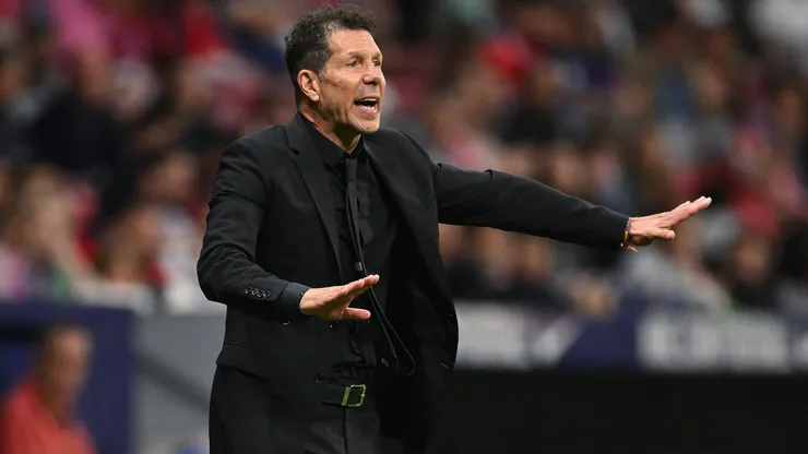 Diego Simeone definiu os relacionados do Atlético de Madrid contra o Arsenal