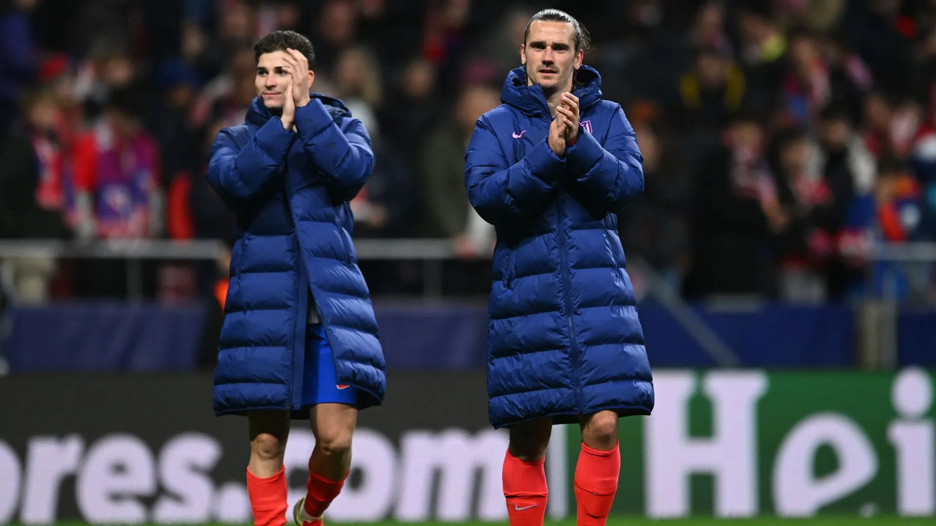 Griezmann e Julián Álvarez podem ser titulares do Atlético de Madrid contra o Arsenal (foto: Denis Doyle/Getty Images)