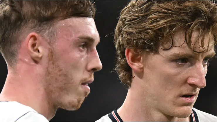 Cole Palmer e Antony Gordon. (Photo by Mike Hewitt/Getty Images)