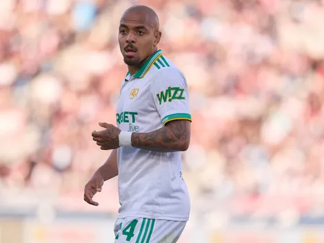 Chelsea entra na briga com o Manchester United por Donyell Malen, da Roma