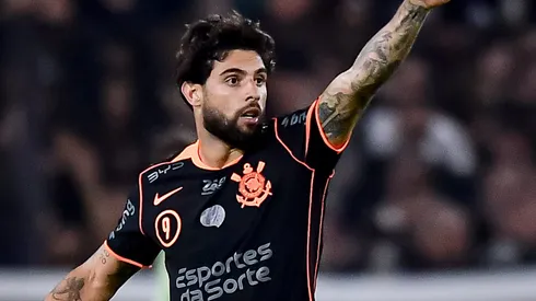 Yuri Alberto projeta retorno ao futebol europeu e já prepara despedida do Corinthians, afirma jornalista. (Foto: Marcelo Endelli/Getty Images)