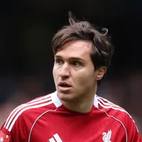 Chiesa topa reduzir salário para deixar o Liverpool