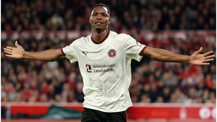 Ousmane Diao em ação pelo Midtjylland durante a temporada. Foto: Michael Regan/Getty Images