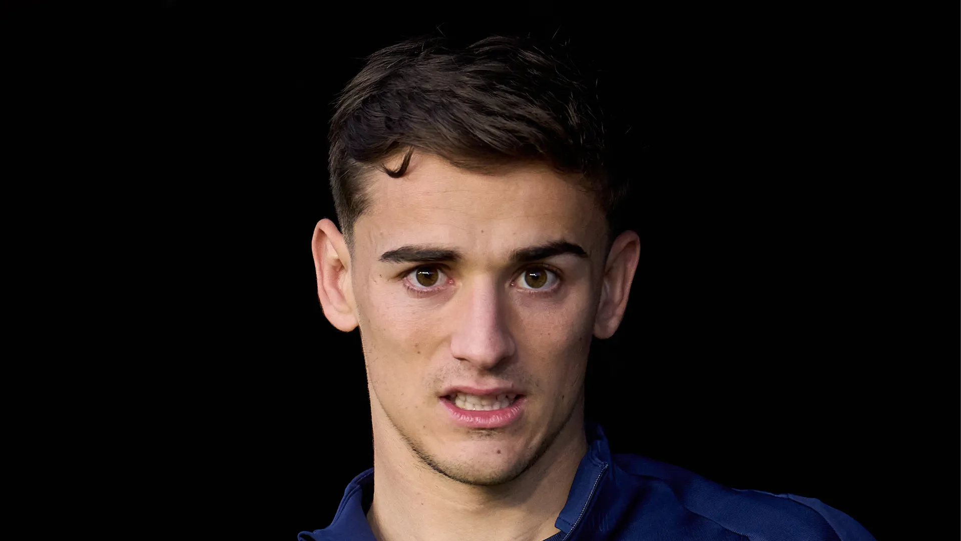 Gavi antes de partida pelo Barcelona