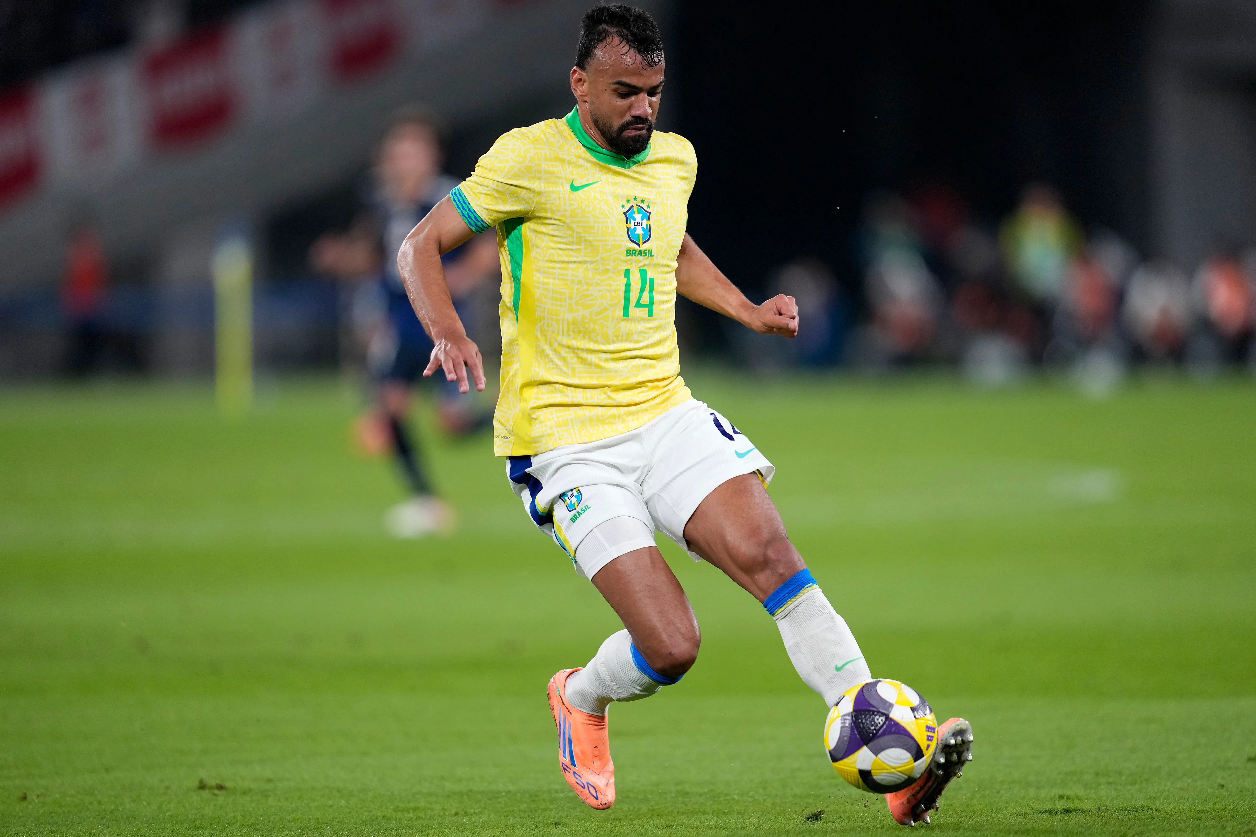 Fabrício Bruno em campo com a Seleção Brasileira (Foto: Toru Hanai/Getty Images)