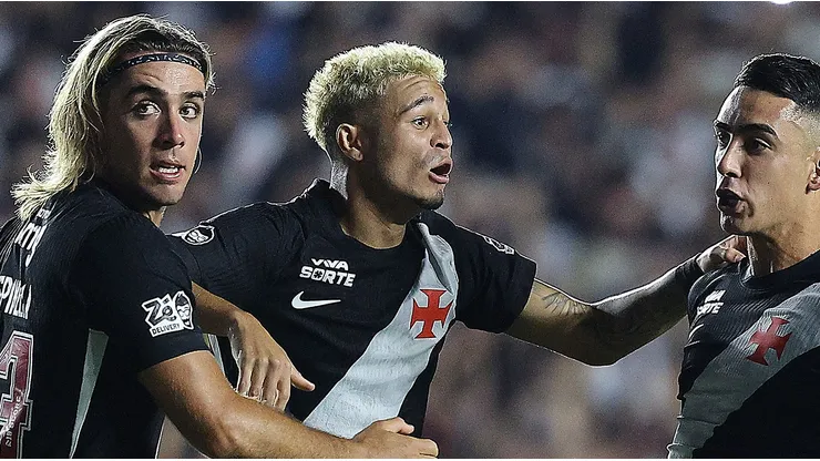 Jogadores do Vasco comemoram gol. (Photo by Wagner Meier/Getty Images)