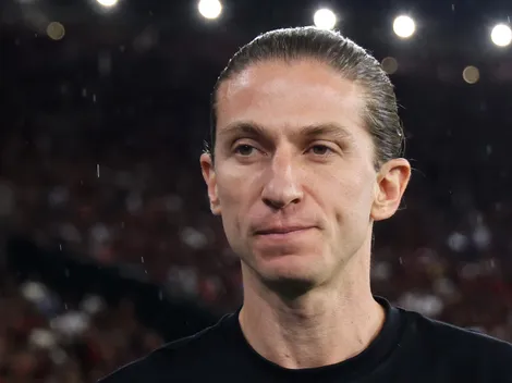 Filipe Luís está disposto a assumir o Fenerbahçe