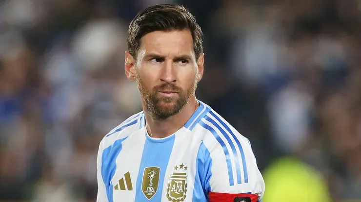 Messi em campo com a Argentina (Foto: Daniel Jayo/Getty Images)