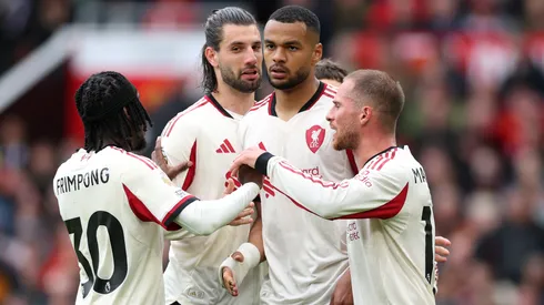 Gakpo comemora gol sobre o Manchester United.