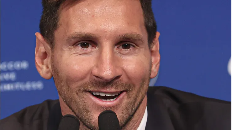 Messi comenta rivalidade com Cristiano Ronaldo: "Estamos em fases diferentes". (Foto: Sebastien Muylaert/Getty Images)