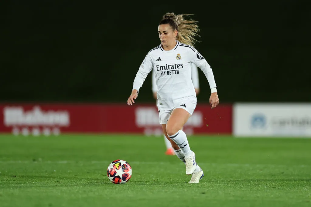 Teresa Abelleira atuando pelo Real Madrid – Foto: Florencia Tan Jun/Getty Images