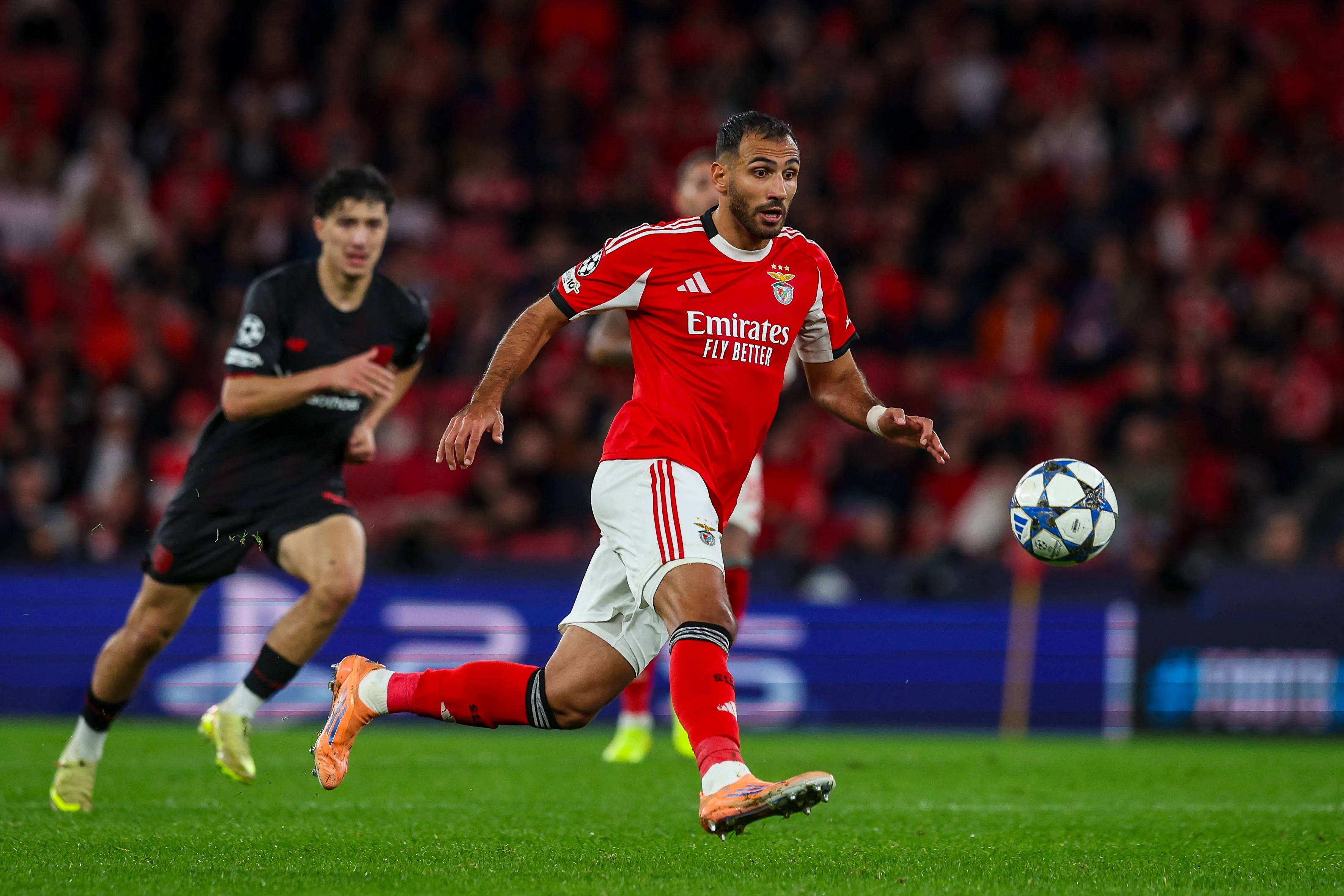 Pavlidis em ação pelo Benfica. (Foto: Carlos Rodrigues/Getty Images)