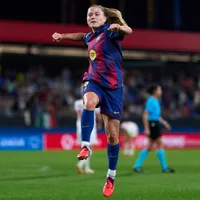 Claudia Pina chega aos 100 gols pelo Barcelona