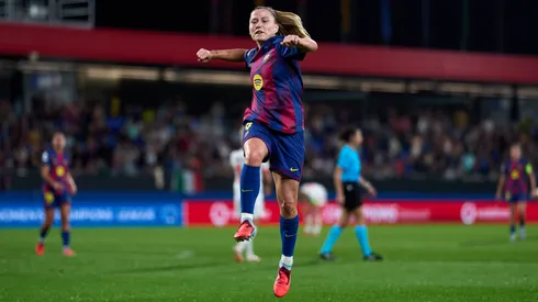 Claudia Pina entra para a história do Barça – Foto: Alex Caparros/Getty Images