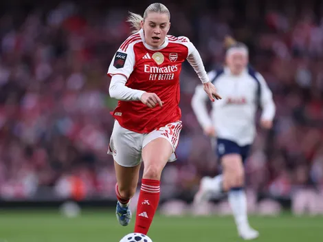 Alessia Russo valoriza temporada do Arsenal mesmo sem títulos