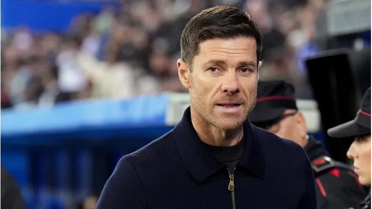 Xabi Alonso se aproxima do Chelsea. Foto: Juan Manuel Serrano Arce/Getty Images