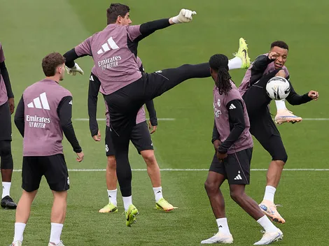 Vídeo: Courtois quase chuta cabeça de Mbappé em treino