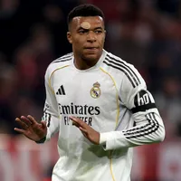 Arsenal pode contratar Mbappé caso vença a Champions, diz Petit