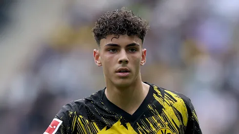 Samueoe Inácio em ação pelo Borussia Dortmund (Photo by Lars Baron/Getty Images)