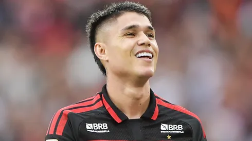 Luiz Araújo em campo pelo Flamengo. Foto: Thiago Ribeiro/AGIF