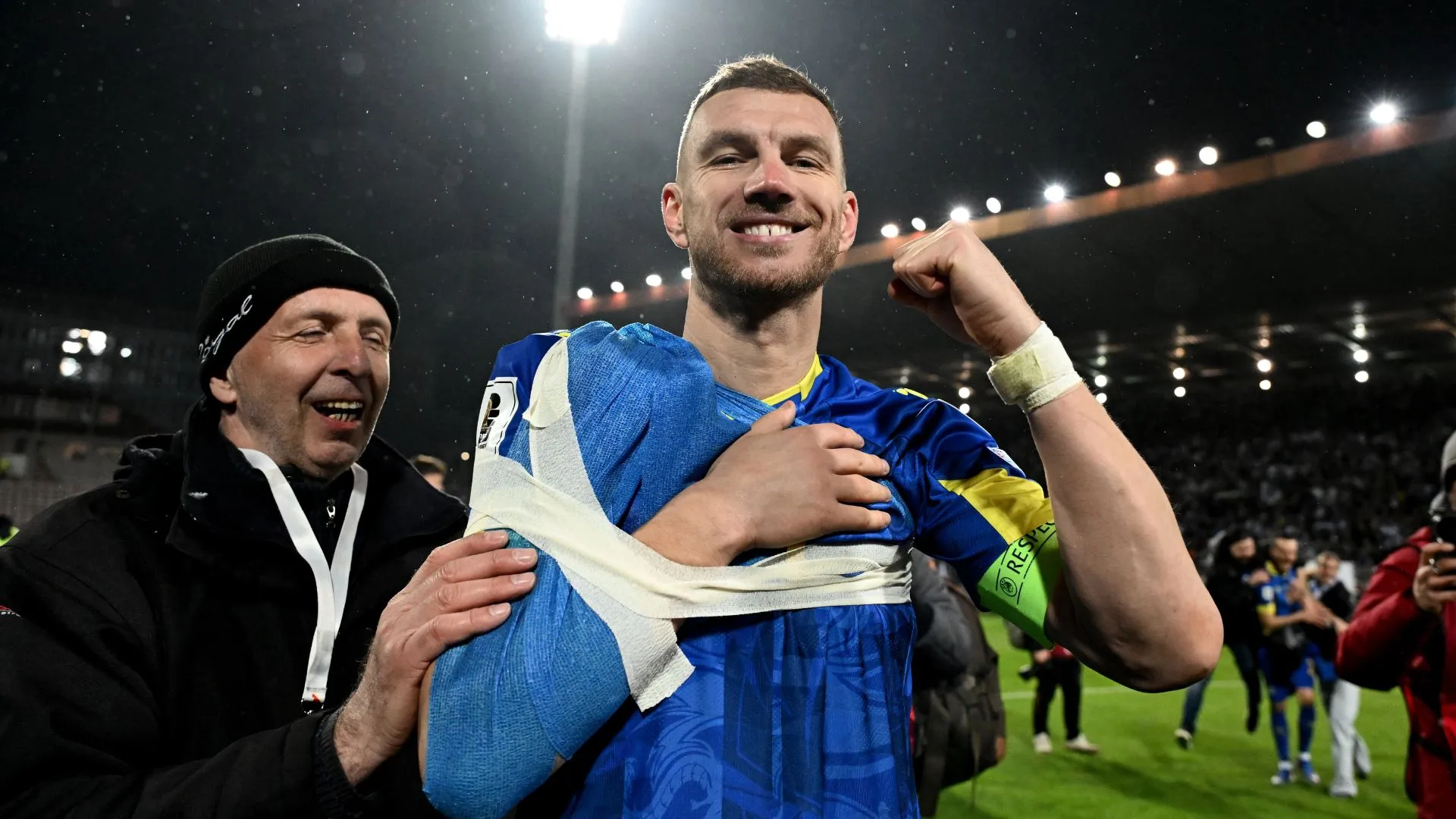 Dzeko é a esperança de gols da Bósnia, na Copa do Mundo (foto: Getty Images)