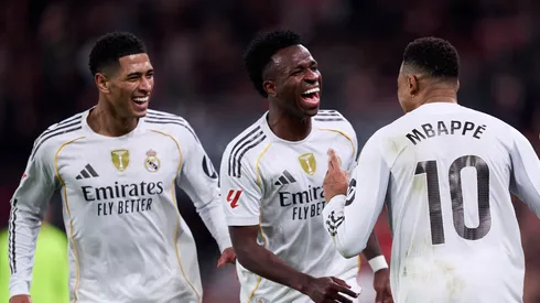 Bellingham, Mbappé e Vini Jr. (Foto: Juan Manuel Serrano Arce/Getty Images)