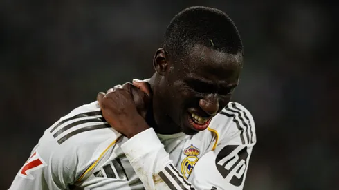 Mendy passa por cirurgia e recebe prazo preocupante para retorno no Real Madrid. Foto: IMAGO / Ball Raw Images