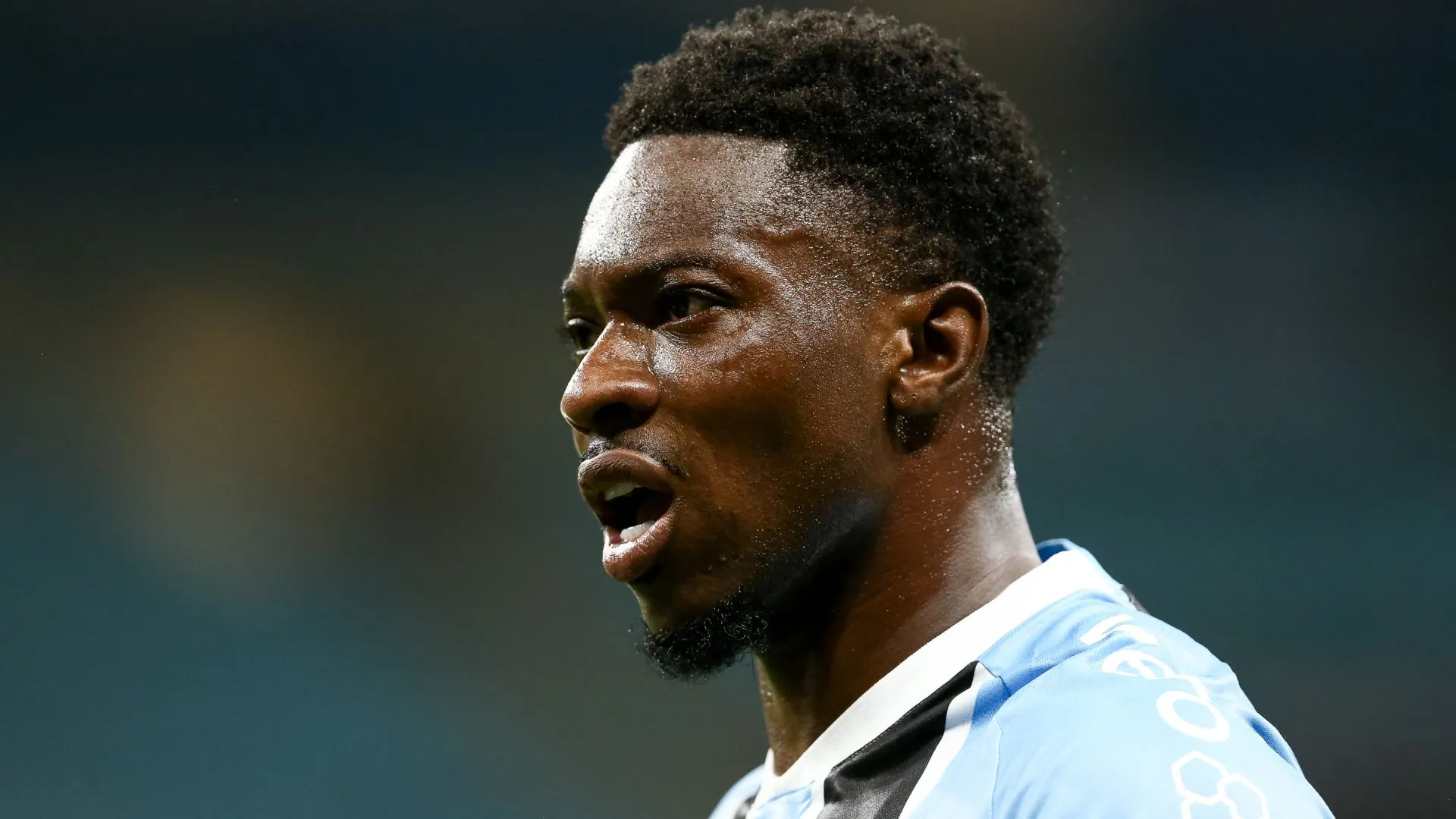Amuzu tem contrato com o Grêmio (foto: Pedro H. Tesch/Getty Images)