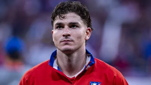 Caminho de rival pode ficar livre após decisão de PSG por Álvarez. Foto: IMAGO / Alberto Gardin