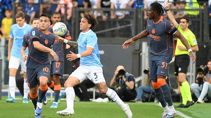 Jogo entre Lazio e Inter de Milão