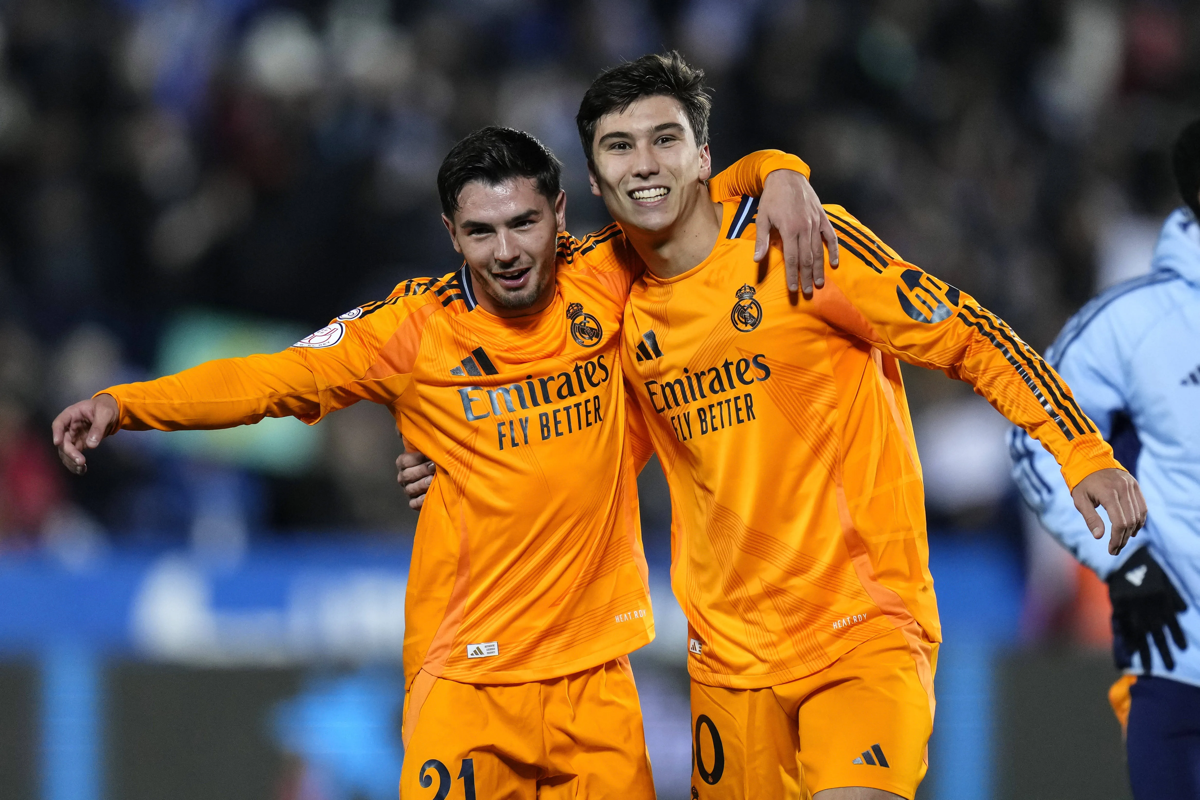 Brahim Díaz e Gonzalo García, do Real Madrid, são alvos da Juventus. Enquanto isso, o clube merengue tem interesse em Yildiz, do clube italiano. Foto: IMAGO /&nbsp;Gribaudi/ImagePhoto
